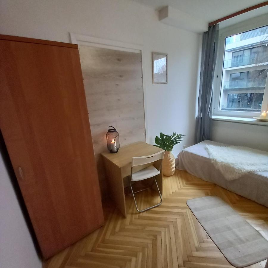 Regem Pokoje Zlota Varsóvia Exterior foto